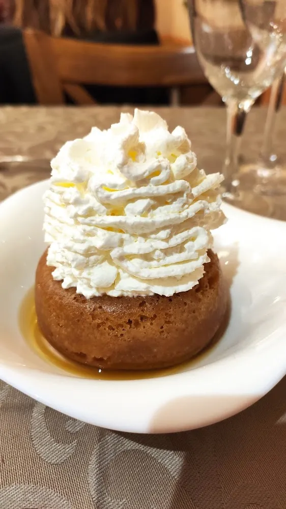 Savarin Chantilly